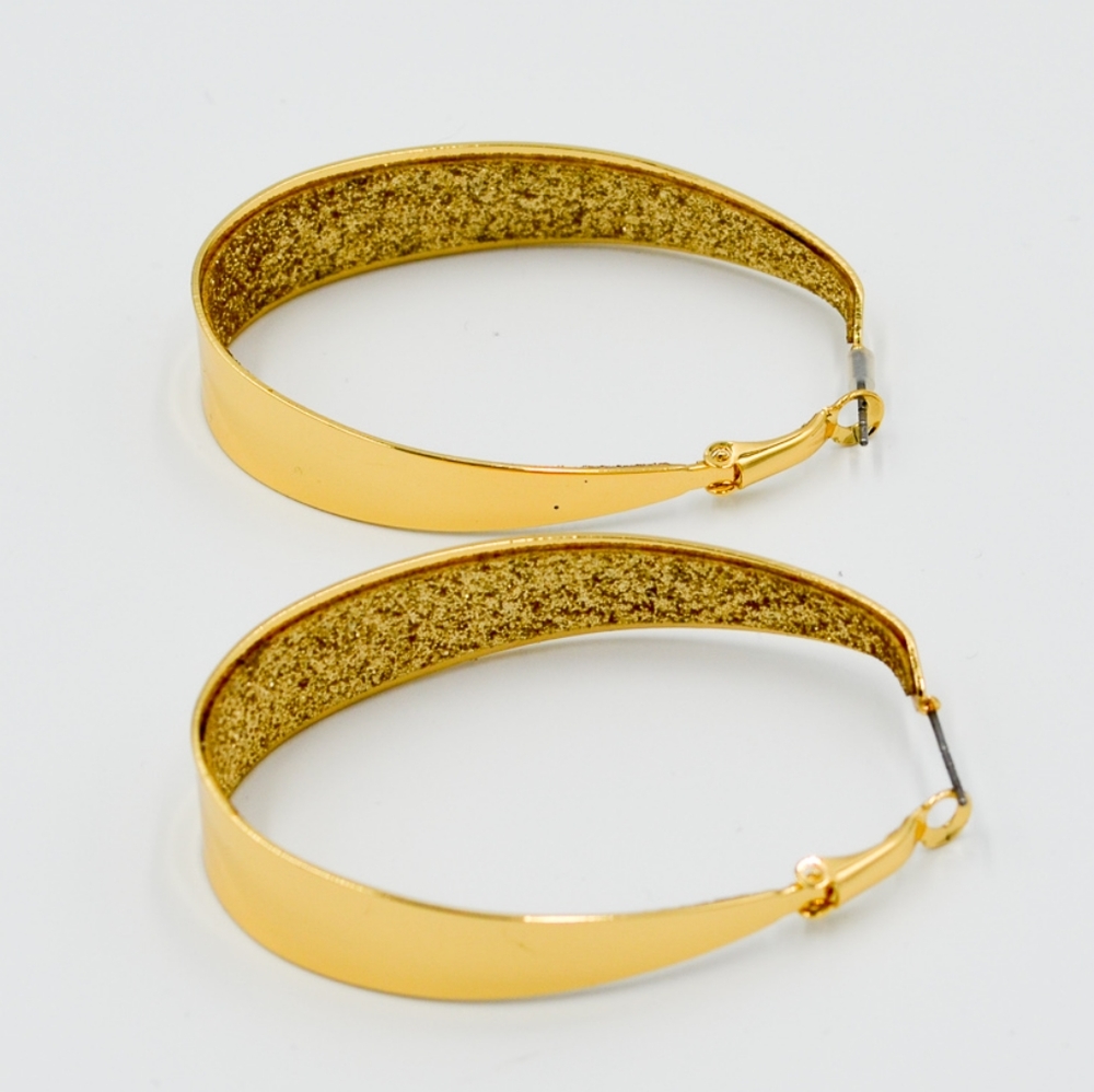 Gold hoop sparkle earrings